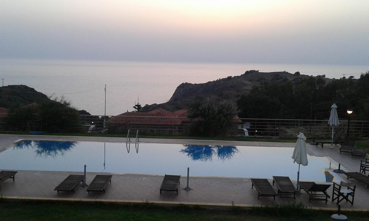 Molivos Sunset Apartments Mithimna Extérieur photo